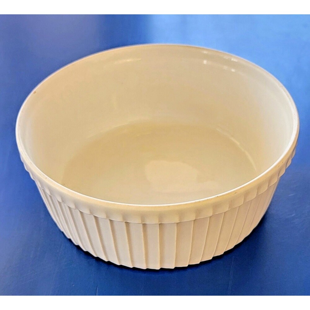 Pillivuyt France, White Pleated Porcelain Souffle Dish, Bakeware, 6.25” x 2 1/2” - Picture 4 of 6